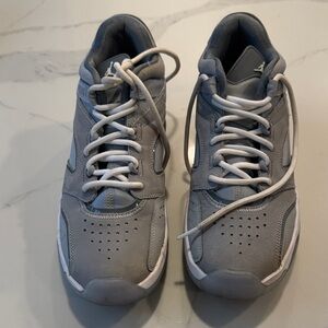 Jordan Men's Gray Athletic Shoes size 8